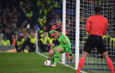 Kepa chính là người hùng của Chelsea ở trận này