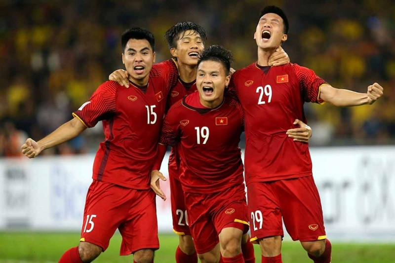 Tuyển Việt Nam dự King's Cup: Bất ngờ với Công Phượng, Xuân Trường
