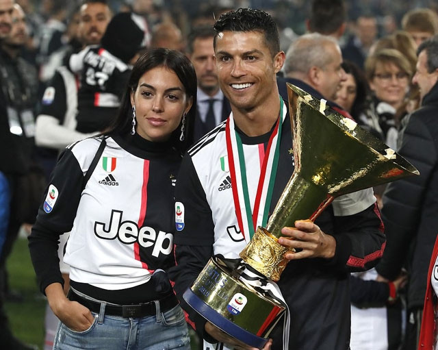 Cá nhân Ronaldo đã có danh hiệu Serie A đầu tiên với Juventus ngay khi mới về CLB này vào Hè 2018