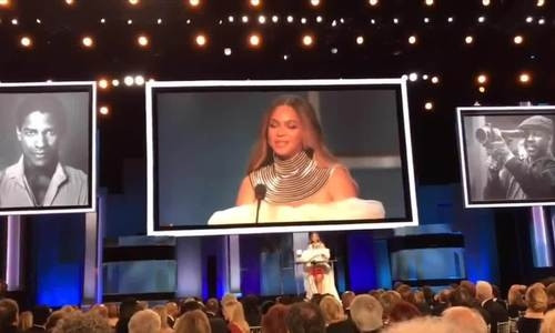 Beyonce diện đầm Phương My ở AFI Awards 2019