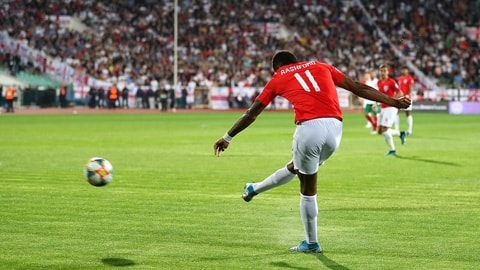 Rashford mở tỷ số với cú dứt điểm đẳng cấp