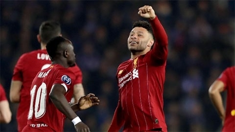 Điều gì thúc đẩy Oxlade-Chamberlain tỏa sáng với cú đúp?