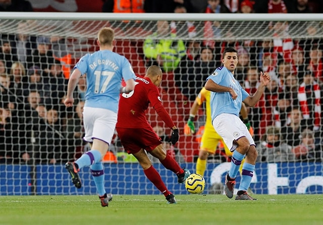 Fabinho nã đại bác mở tỷ số trận đấu
