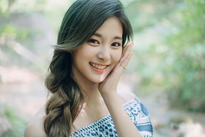 Tzuyu - sao nữ 'đẹp nhất thế giới' 2019