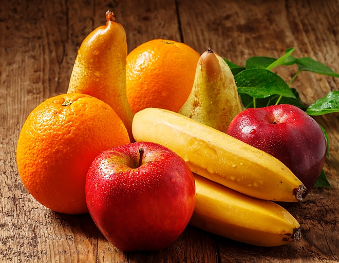 Các loại hoa quả như cam, quýt, táo... chứa hàm lượng lớn chất xơ và vitamin A, C tạo cảm giác no lâu. Ảnh: Ken Philp