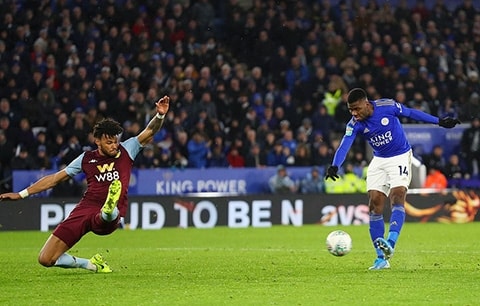 Iheanacho là người hùng của Leicester