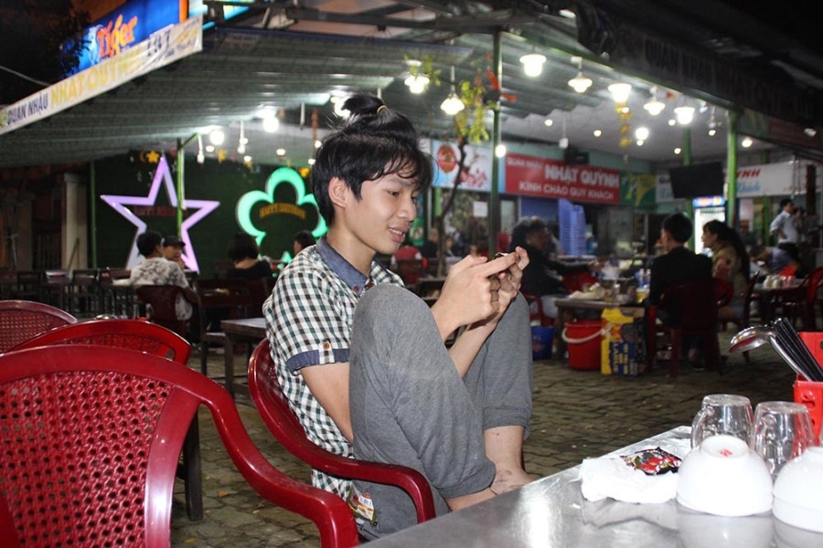 Cảnh tượng chưa từng thấy khắp các quán nhậu ở Đà Nẵng