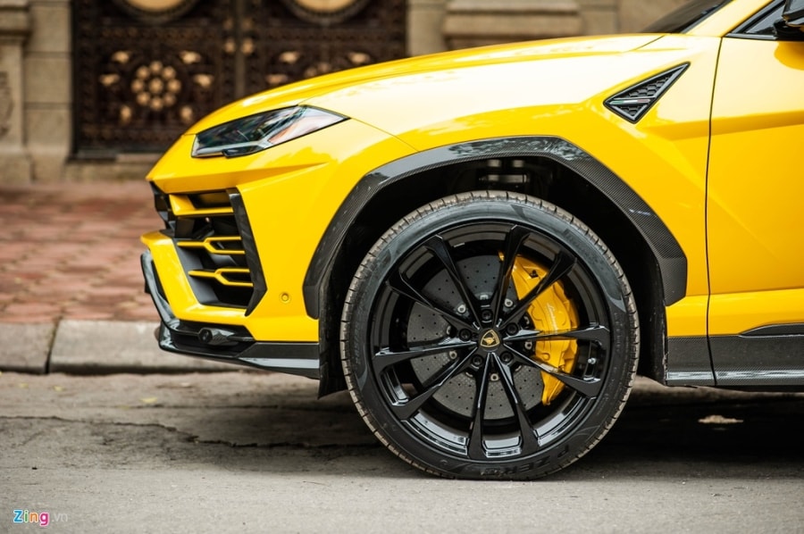 Chi tiet Lamborghini Urus thu 7 ve Viet Nam, nhieu tuy chon dang gia hinh anh 5 BAC_3169_zing.jpg