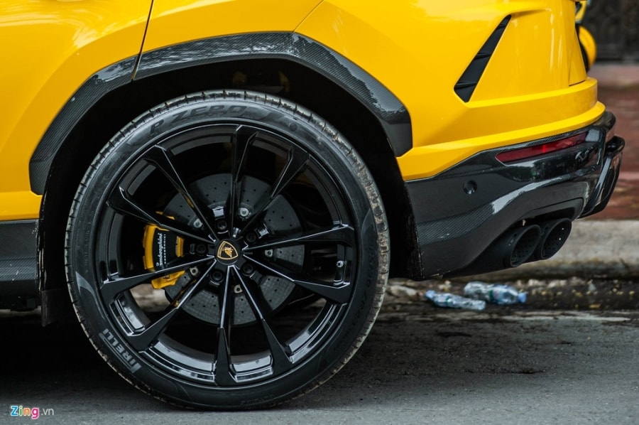 Chi tiet Lamborghini Urus thu 7 ve Viet Nam, nhieu tuy chon dang gia hinh anh 6 BAC_3170_zing.jpg