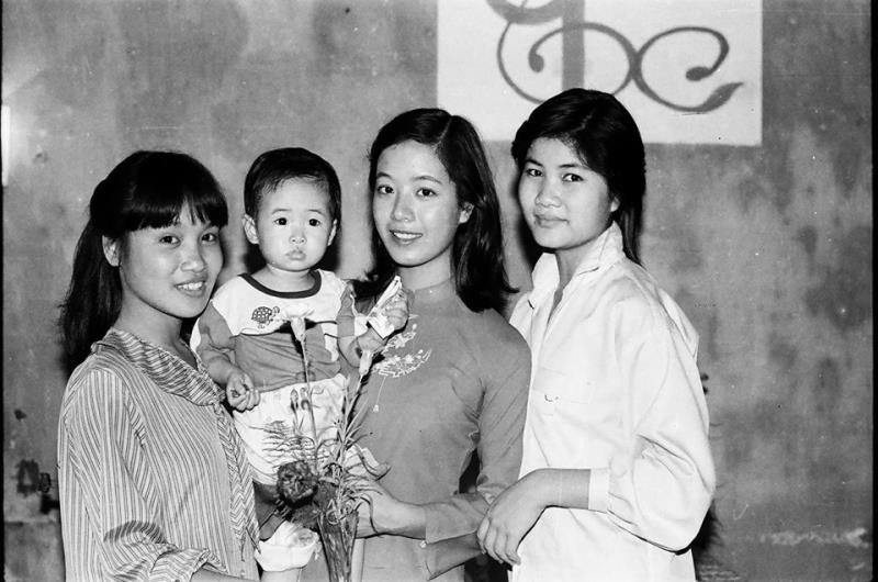 NSƯT Chiều Xuân khoe ảnh cưới chụp 33 năm trước - 11