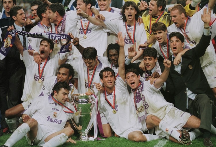 Thế hệ Real vô địch Champions League 1998 do Sanz gầy dựng là hình mẫu cho chính sách Los Galaticos mà người kế nhiệm ông - Florentino Perez - áp dụng mạnh mẽ về sau. Ảnh: AS.