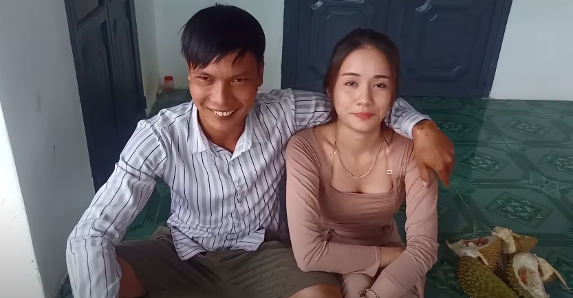 youtuber loc phu ho bat ngo bi hanh hung khi di choi cung hot girl hinh anh 3