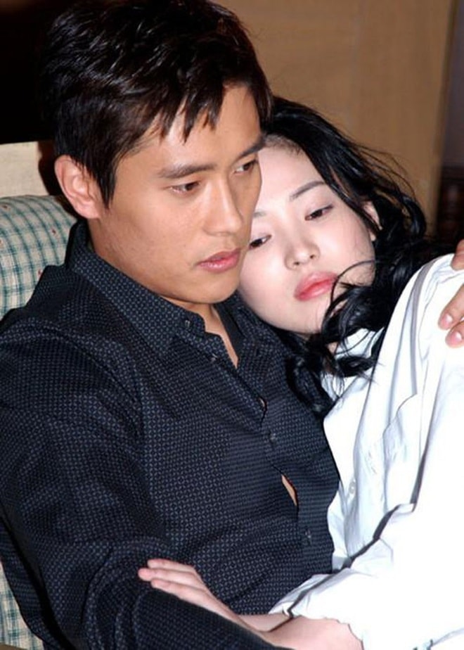 Tinh truong hen ho toan sao nam noi tieng cua Song Hye Kyo hinh anh 5 8cee3250b111584f0100_ELAP.jpg