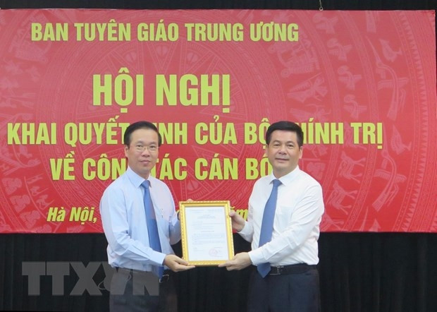 Ong Nguyen Hong Dien giu chuc vu Pho Truong Ban Tuyen giao TW hinh anh 1
