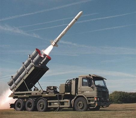 Tướng Trung Quốc dọa đánh, Đài Loan mua thêm tên lửa Mỹ thủ thế - Ảnh 2.