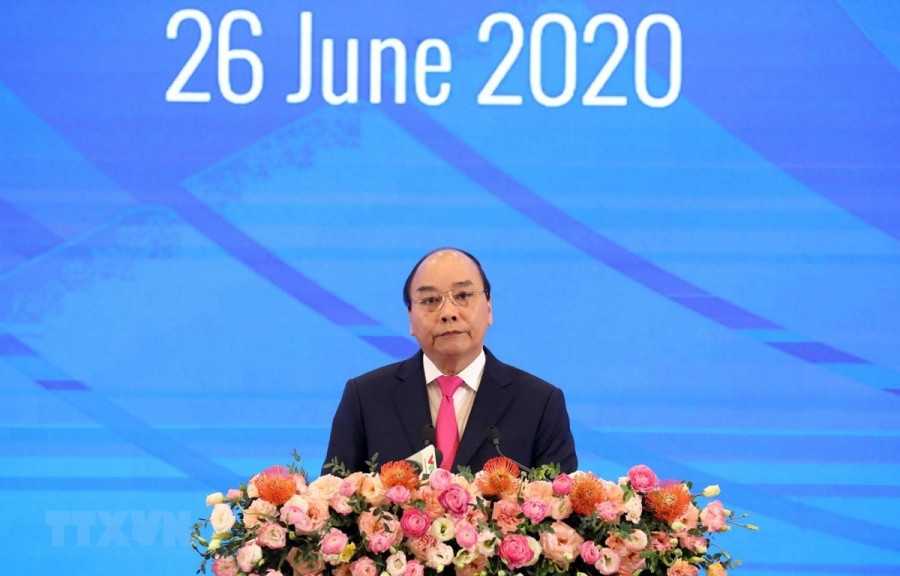 Thủ tướng Nguyễn Xuân Phúc, Chủ tịch ASEAN 2020 phát biểu khai mạc Hội nghị Cấp cao ASEAN lần thứ 36. (Ảnh: Thống Nhất/TTXVN)