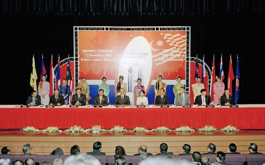 25 nam Viet Nam gia nhap ASEAN: Viet Nam vung buoc tren duong hoi nhap hinh anh 11