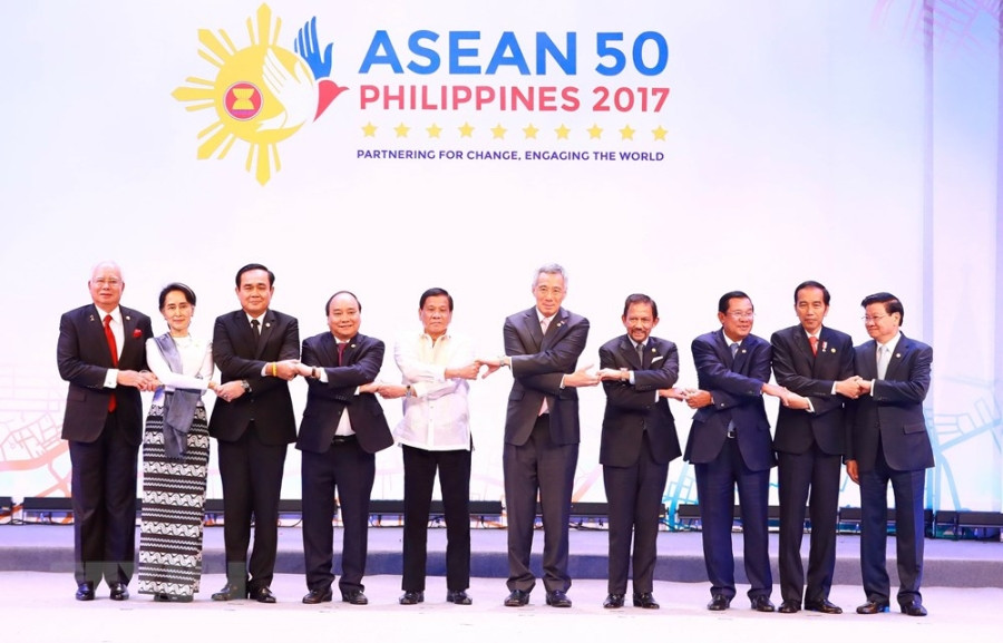 25 nam Viet Nam gia nhap ASEAN: Viet Nam vung buoc tren duong hoi nhap hinh anh 26
