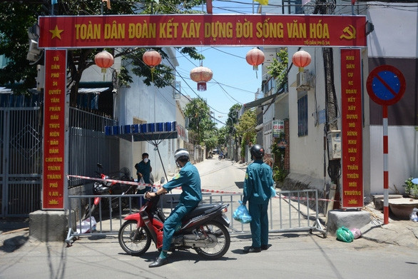 Việt Nam thêm 12 ca COVID-19 mới đều liên quan Bệnh viện Đà Nẵng - Ảnh 1.