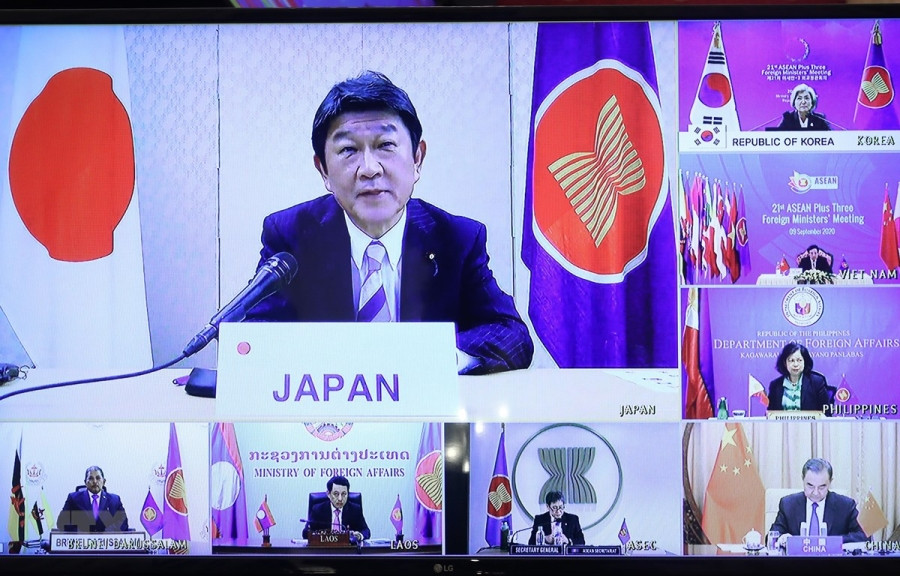 Bộ trưởng Bộ Ngoại giao Nhật Bản Toshimitsu Motegi phát biểu trực tuyến tại Hội nghị Bộ trưởng Ngoại giao ASEAN+3 lần thứ 21. ((Ảnh: Lâm Khánh/TTXVN)