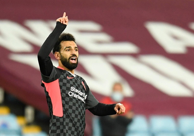 Salah tỏa sáng với cú đúp nhưng không thể giúp Liverpool nhận thất bại tủi hổ
