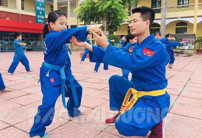 Võ sư trẻ xây dựng phong trào Vovinam files library images site 1 20201009 web vo su tre xay dung phong trao vovinam 40 093416