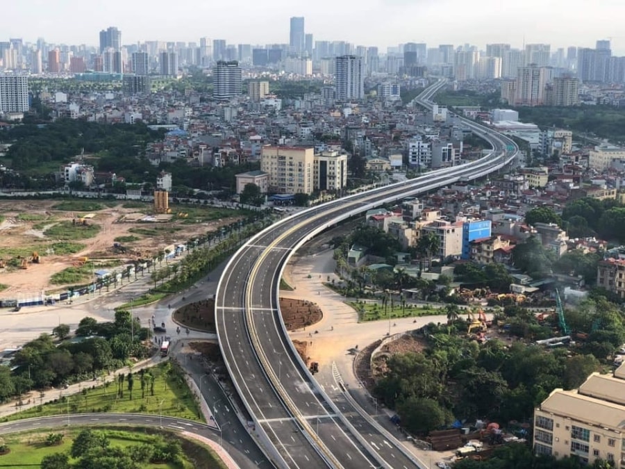 Ngắm tuyến đường trên cao hơn 5.300 tỷ ở Hà Nội trước ngày thông xe