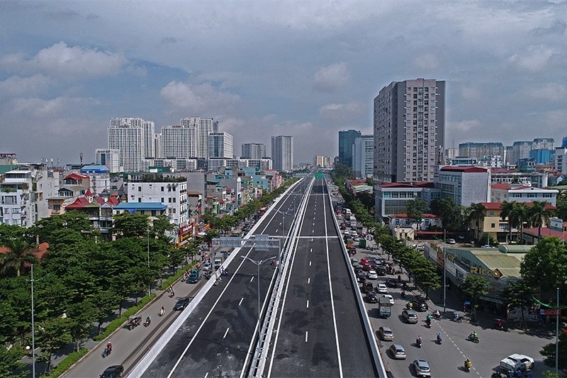 Ngắm tuyến đường trên cao hơn 5.300 tỷ ở Hà Nội trước ngày thông xe