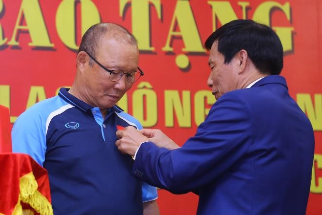 Tròn 3 năm HLV Park Hang Seo dẫn ĐT Việt Nam: Vượt hoài nghi, thành nhà vô địch - 2