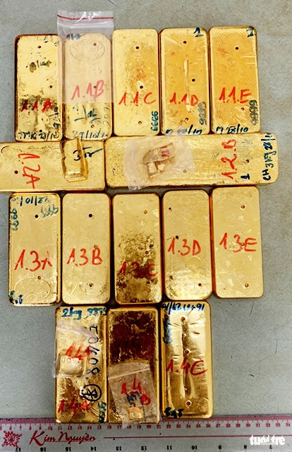 Bắt được 1 trong 4 bị can bị truy nã trong vụ buôn lậu 51kg vàng - Ảnh 2.