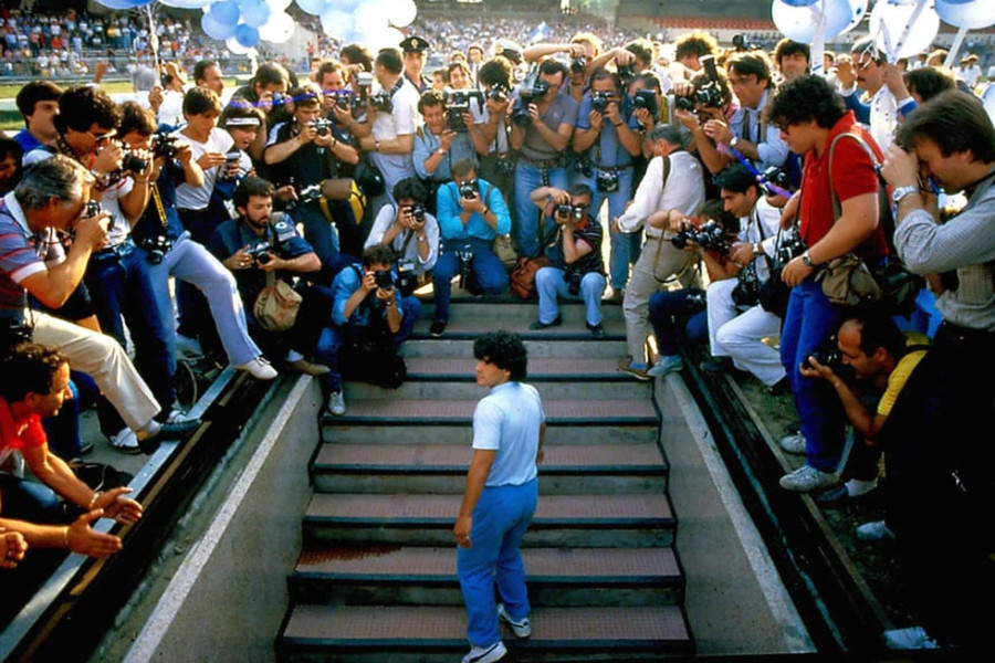 Sự nghiệp vĩ đại của Maradona qua ảnh - Ảnh 8.