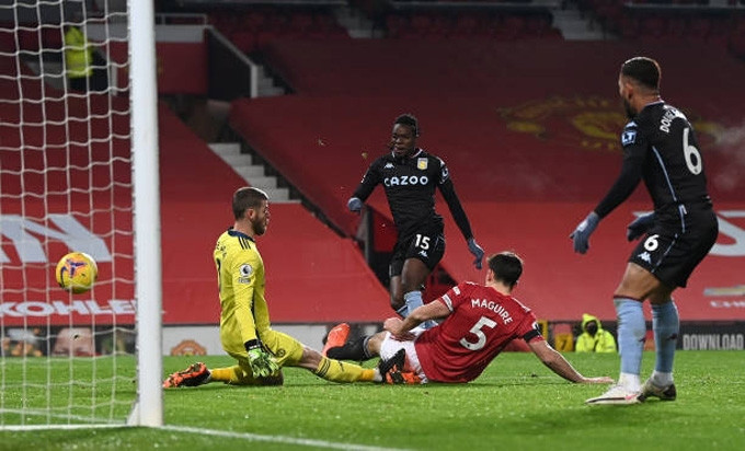 Traore gỡ hòa 1-1 trong trận đấu M.U vs Aston Villa ở phút 58