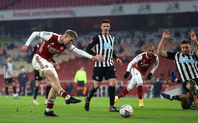  Smith-Rowe ghi bàn, mở ra chiến thắng cho Arsenal trước Newcastle