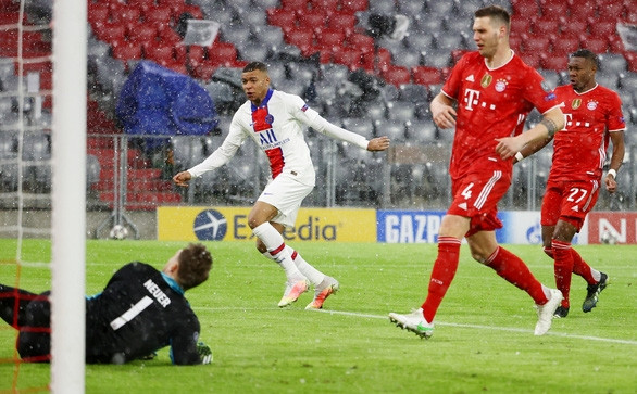 PSG thắng Bayern trong bộ phim bom tấn tôn vinh Mbappe - Ảnh 4.