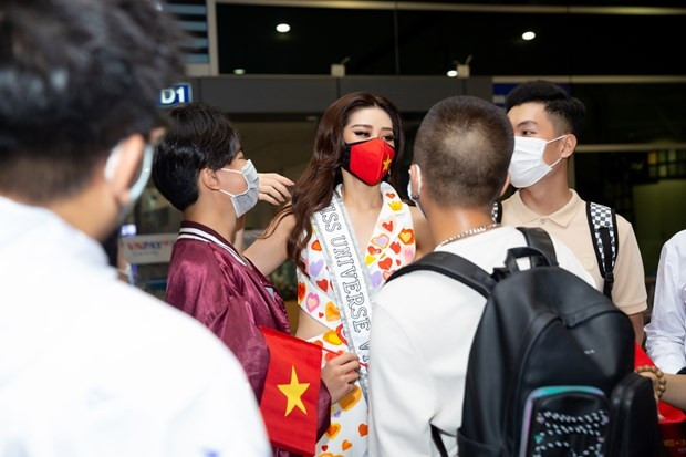Khanh Van vuot ‘bao COVID’ len duong chinh phuc Miss Universe hinh anh 1