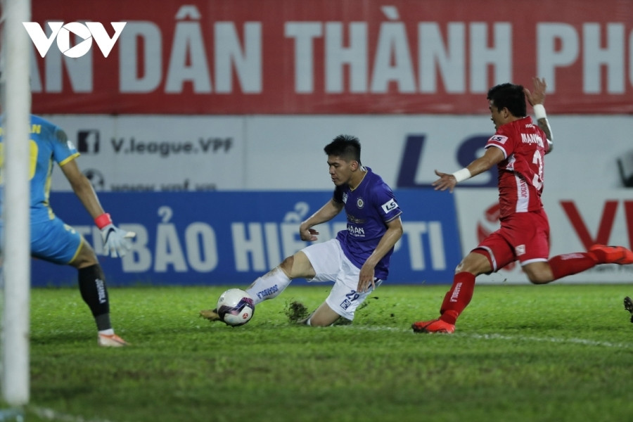 Chạy cánh phải: Ngân Văn Đại (Hà Nội FC) – Không được triệu tập dù có phong độ ấn tượng tại V-League 2021