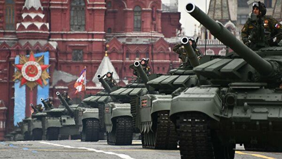 Tăng T-90. Ảnh: RIA Novosti