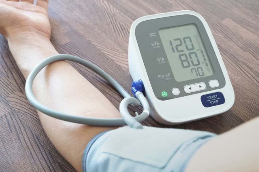 Cải thiện huyết áp: Một nghiên cứu năm 2015 đã tìm hiểu tác động của việc hiến máu từ 1-4 lần mỗi năm trên 292 người tham gia, mà một nửa trong số đó có huyết áp cao. Sau khi hiến máu, chuyên gia nhận thấy sự cải thiện đáng kể về huyết áp ở những người này.