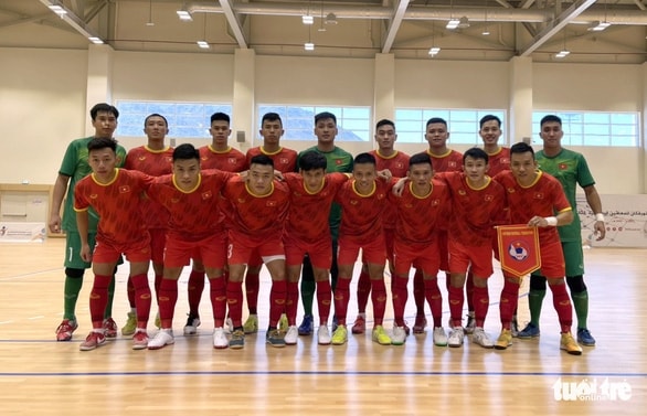 Tuyển futsal Việt Nam hạ Iraq 2-1 - Ảnh 2.