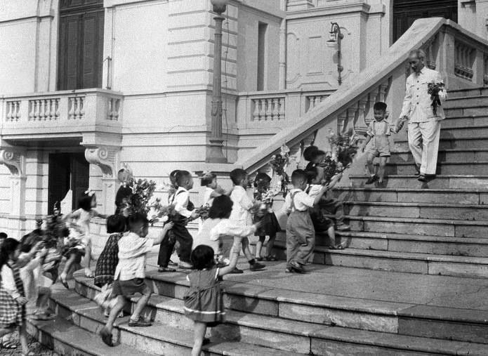 Ho Chi Minh era - most brilliant era in Vietnam’s history hinh anh 16