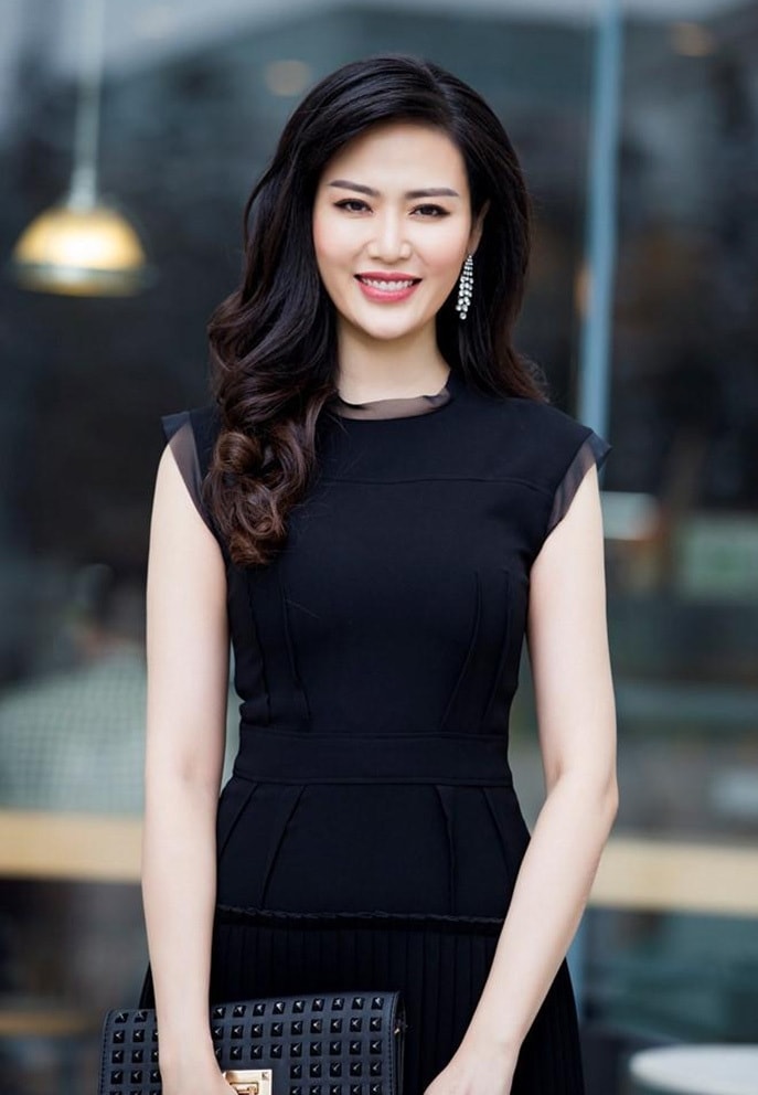 'Hoa hậu Thu Thủy bước qua nỗi buồn sau nhiều trắc trở' - 4