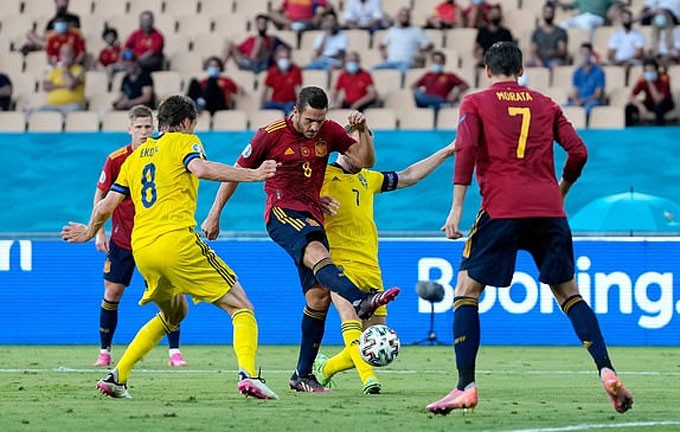 Kết quả hòa 0-0 là xứng đáng cho sự phung phí của Tây Ban Nha