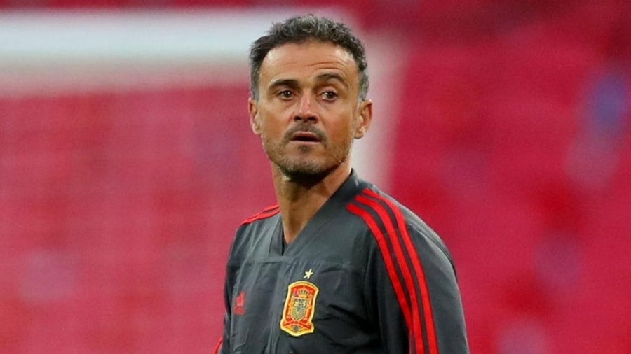 HLV Luis Enrique và các học trò có cơ hội lớn vào tứ kết (Ảnh: Getty).