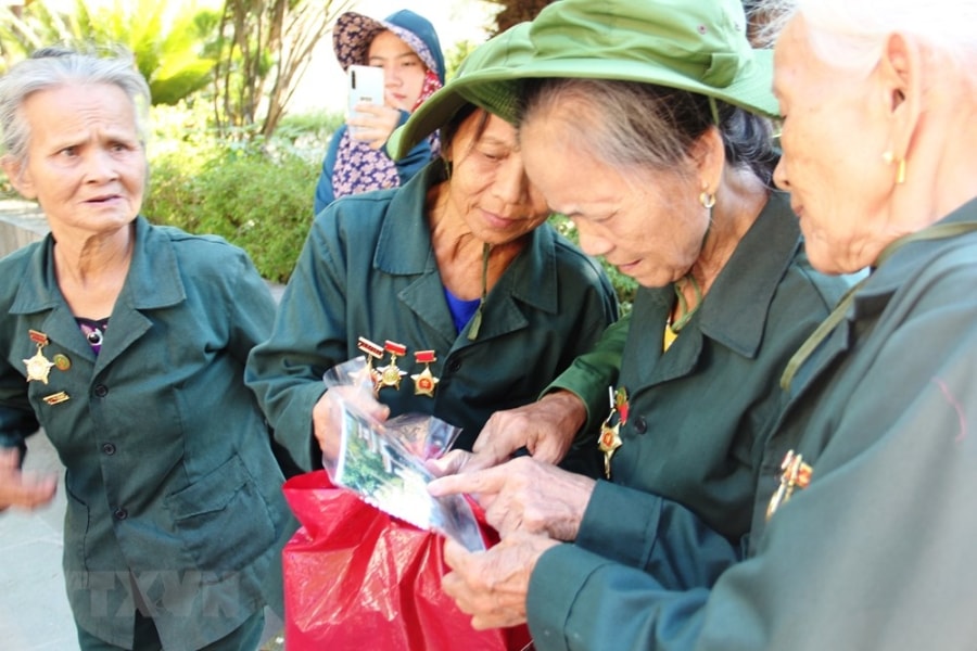 71 nam Ngay truyen thong luc luong TNXP: Tam guong cho the he tre hinh anh 15