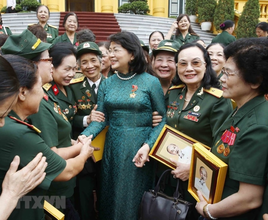 71 nam Ngay truyen thong luc luong TNXP: Tam guong cho the he tre hinh anh 27