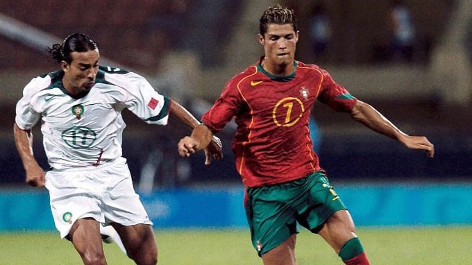 Ronaldo cùng ĐT U23 Bồ Đào Nha bị loại ngay từ vòng bảng Olympic 2004