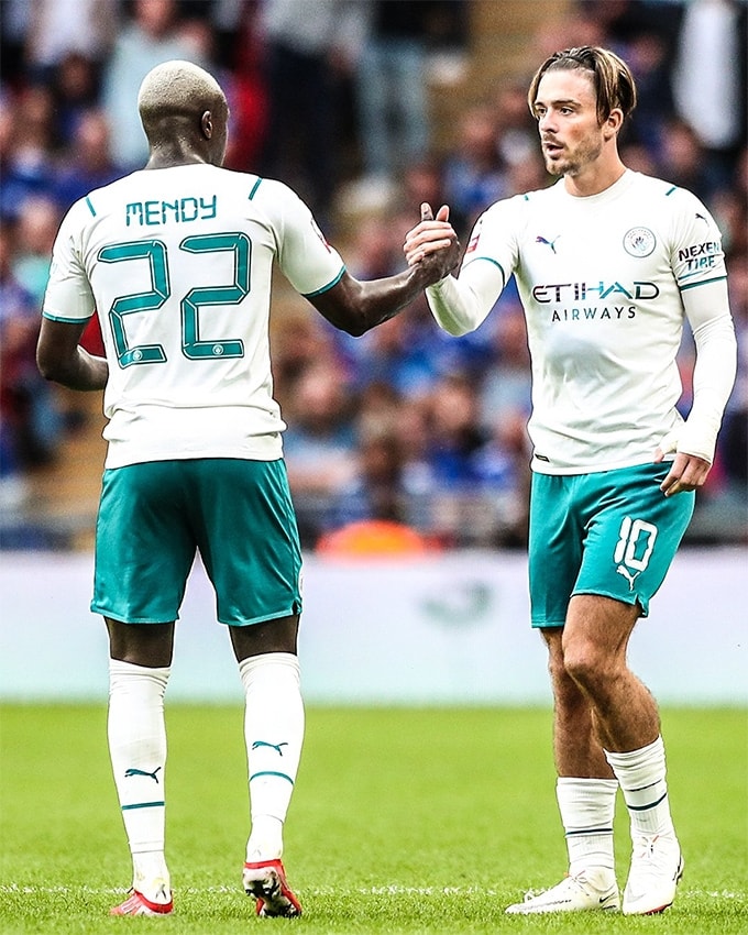 Grealish ra mắt không thành công ở trận Leicester vs Man City
