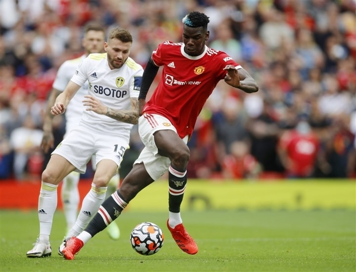 Pogba đang thi đấu bay thật sự