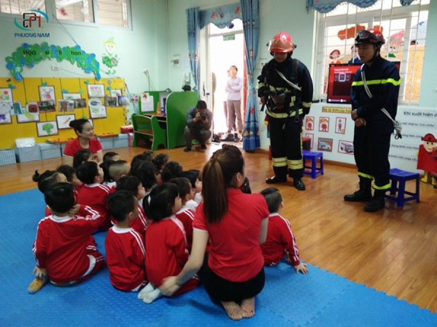 Bộ GD-ĐT vừa ban hành dự thảo thông tư về việc dạy kiến thức kỹ năng về phòng cháy chữa cháy, cứu hộ cứu nạn trong nhà trường. (Ảnh minh họa, nguồn: KT)