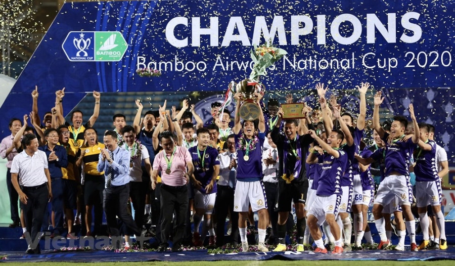 Ha Noi FC bat ngo co loi the kep khi V-League 2021 huy giua chung hinh anh 1